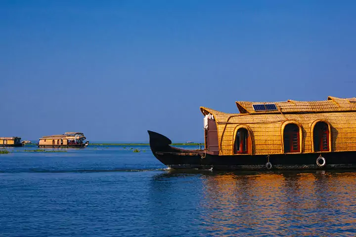 Sail Away On A Private Houseboat