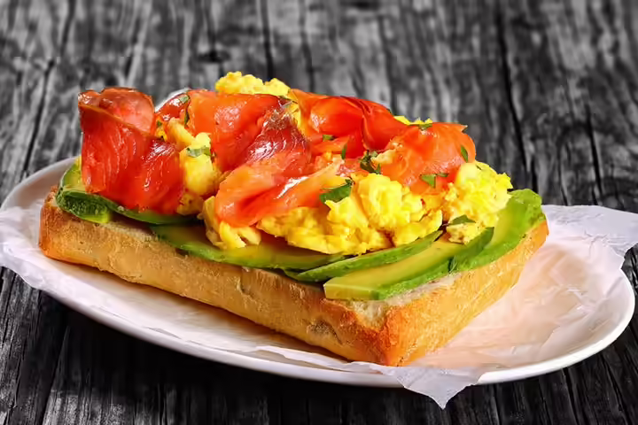 Trout toast with scrambled eggs fish recipe for kids Trout toast with scrambled eggs fish recipe for kids