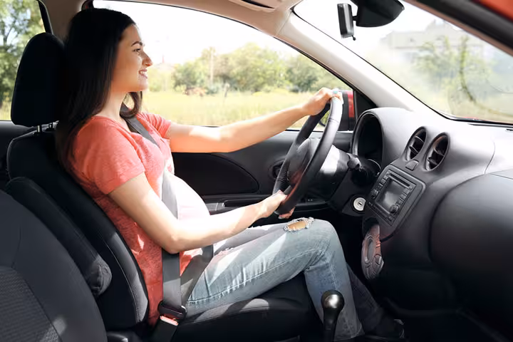 Car Driving In Pregnancy In Hindi