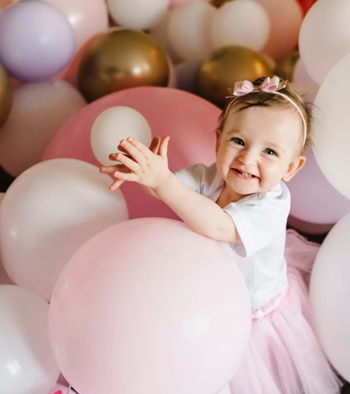 Why Parents Are Tying Balloons Around Their Babies’ Arms and Legs_image