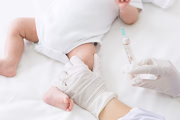 Side Effects Of Vaccines In Babies  what you can do and Why you should not worry
