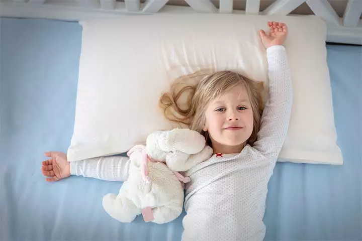 When To Transition A Toddler To Bed