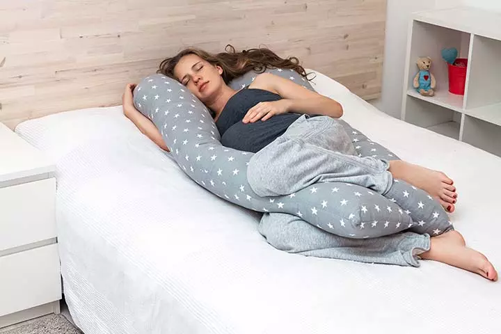 Benefits of Pregnancy Pillow in Hindi