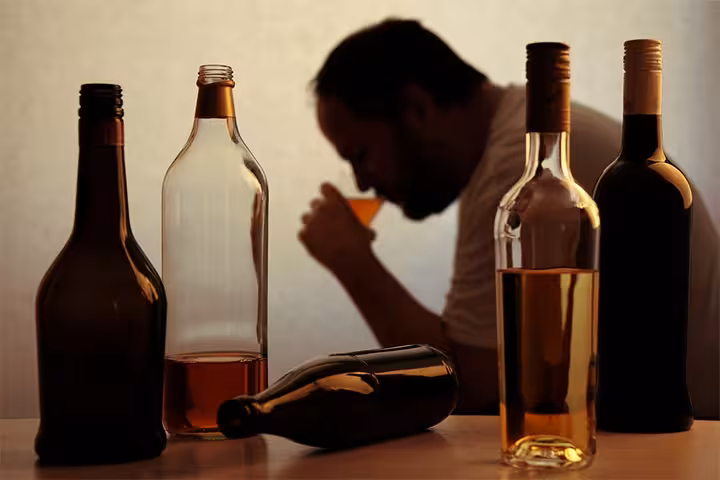 Is Your Spouse An Alcoholic? 7 Ways To Deal With Them