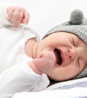 बच्चों के रात में रोने का कारण और उसे कैसे शांत कराएं | Why Baby Cry at Night in Sleep in Hindi_image