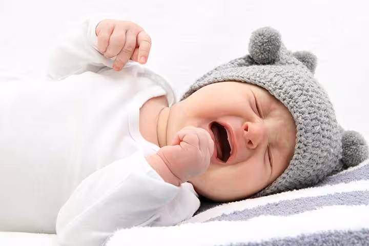Why-Baby-Cry-at-Night-in-Sleep-in-Hindi1