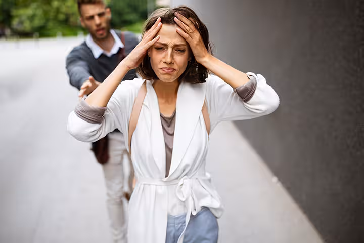 27 Signs To Know When To Break Up With Someone You Love