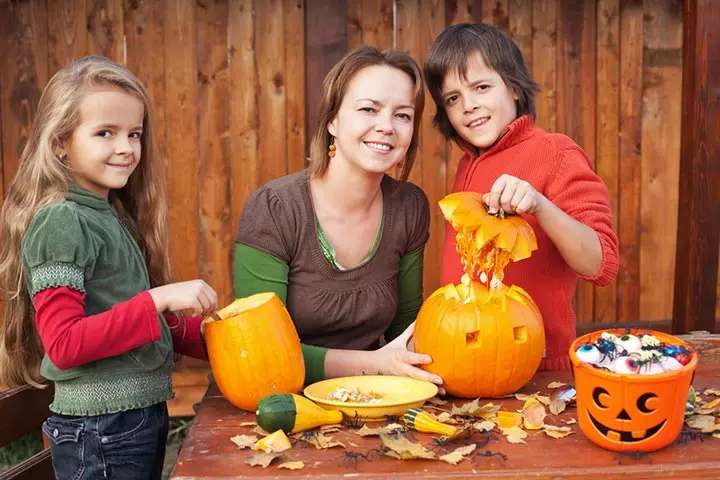 Carve pumpkins as a fundraising idea for kids