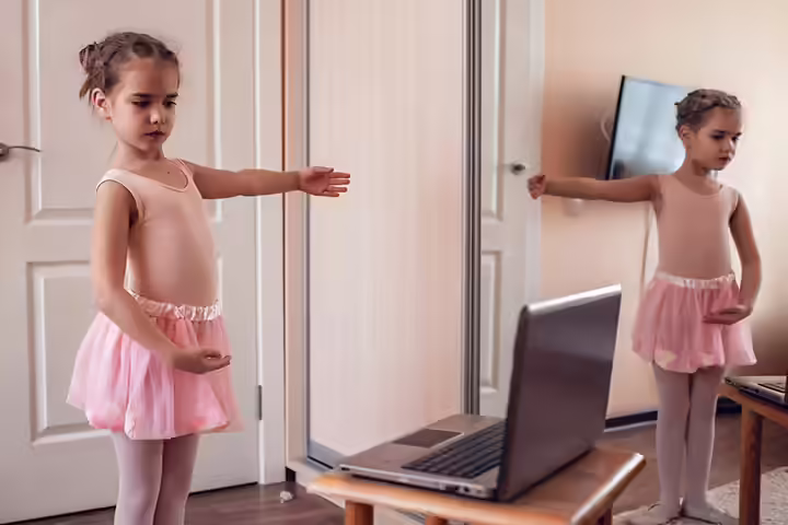 Just Dance 2020 online game for kids Just Dance 2020 online game for kids