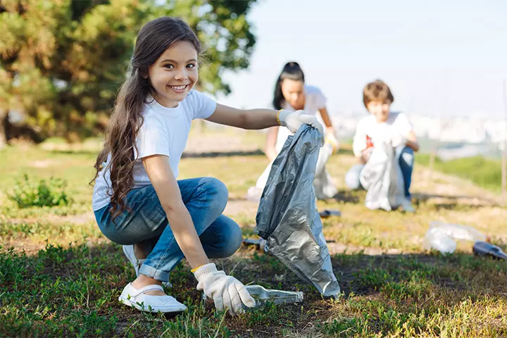 Organize a competition for cleaning with kids