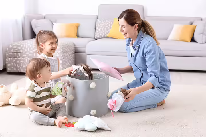 Play treasure hunt for cleaning with kids Play treasure hunt for cleaning with kids