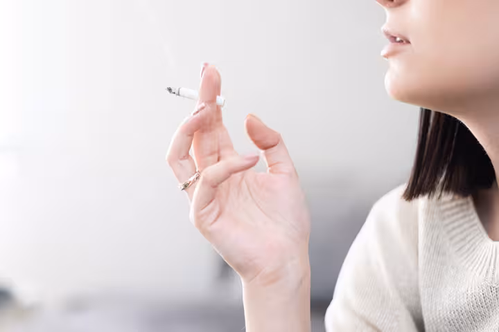 Smoking Cigarettes While Breastfeeding How Does It Affect You And Your Baby