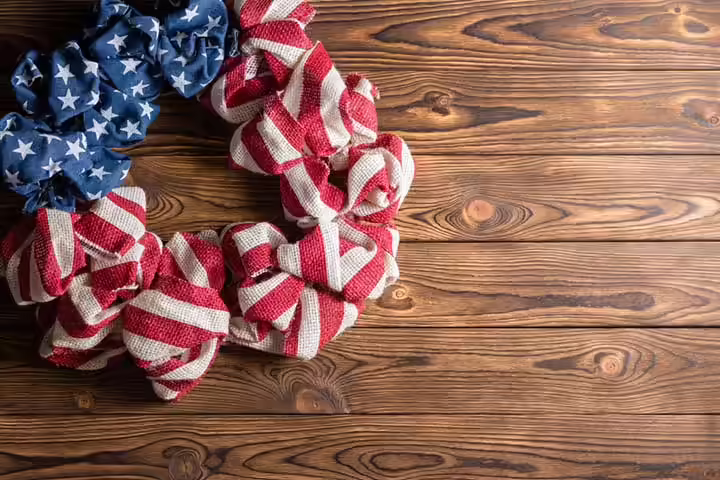 Tee-Wreath