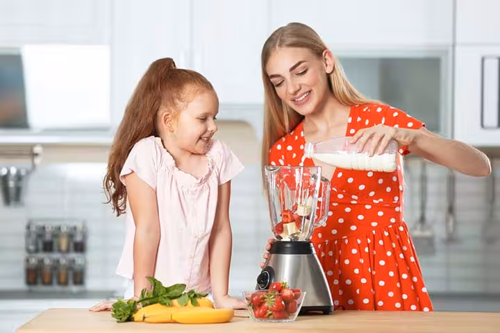 10 Healthy Protein Shake Recipes For Kids, With Tips-1