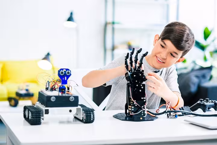 15 Tips For Parents To Raise A Smart Kid