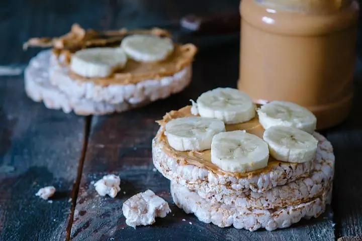 Banana and rice cake