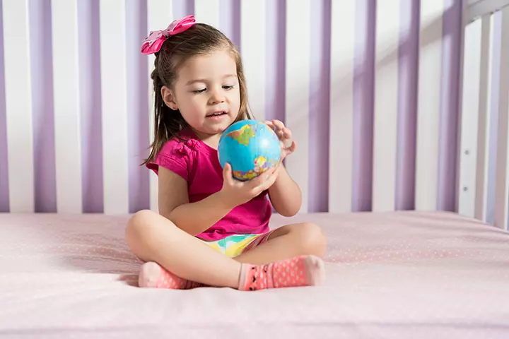 w-sitting position in babies, cross legged