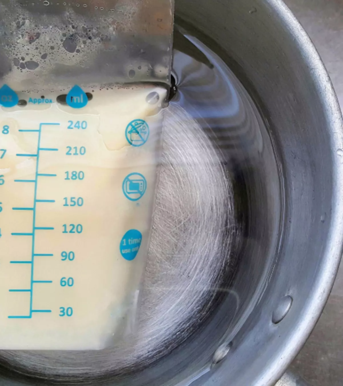 Things you should know about warming expressed milk to retain its nutritional value.