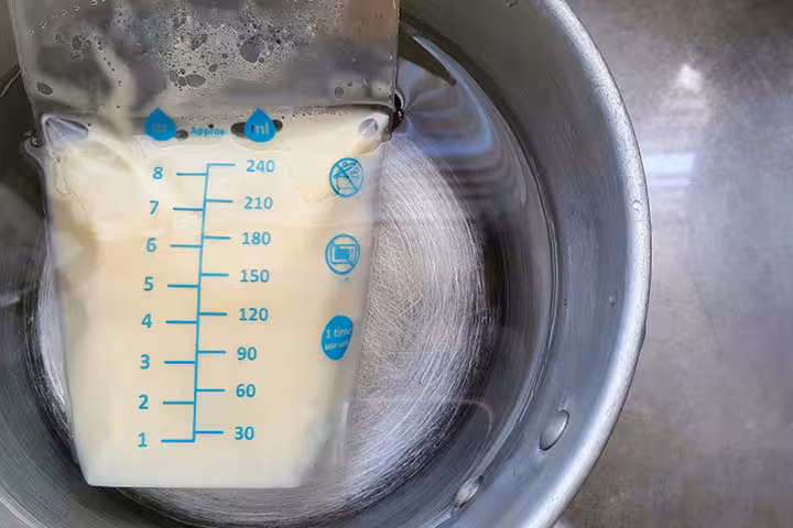 How To Warm Breast Milk Different Ways And Safety Tips