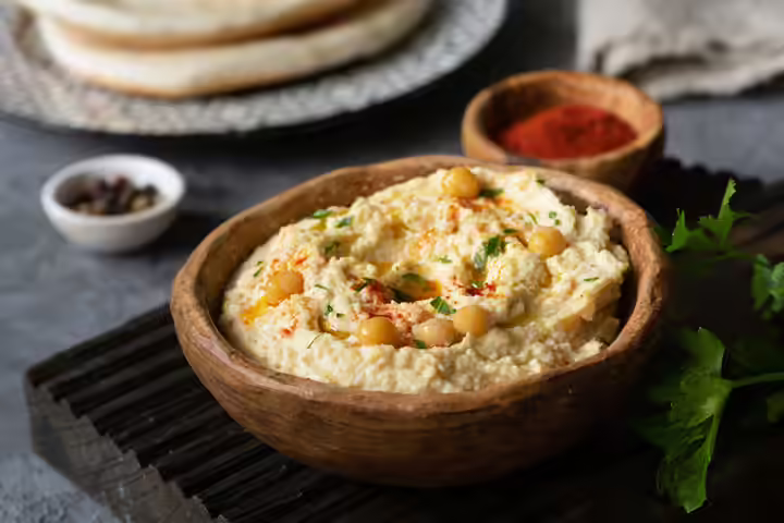 Hummus with Steamed Vegetables