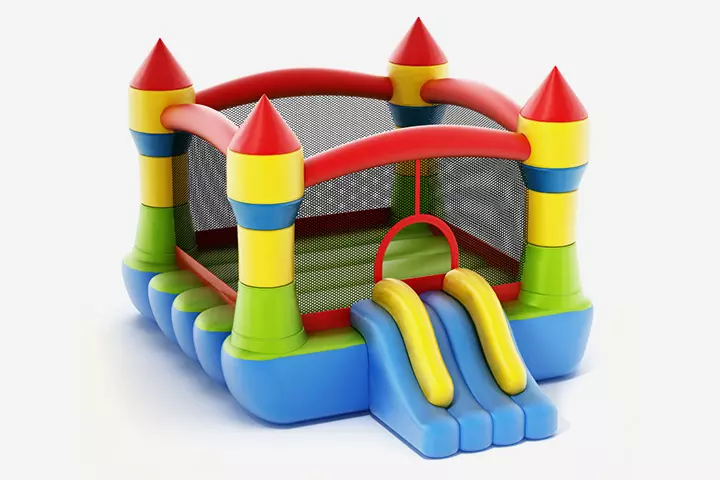 Bounce house backyard idea for kids