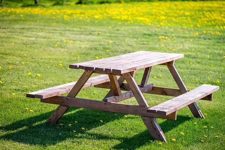 Picnic table backyard idea for kids