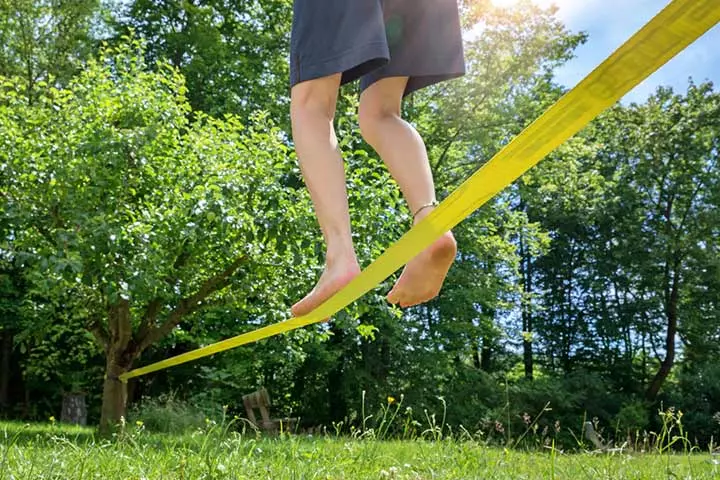 Tightrope backyard idea for kids