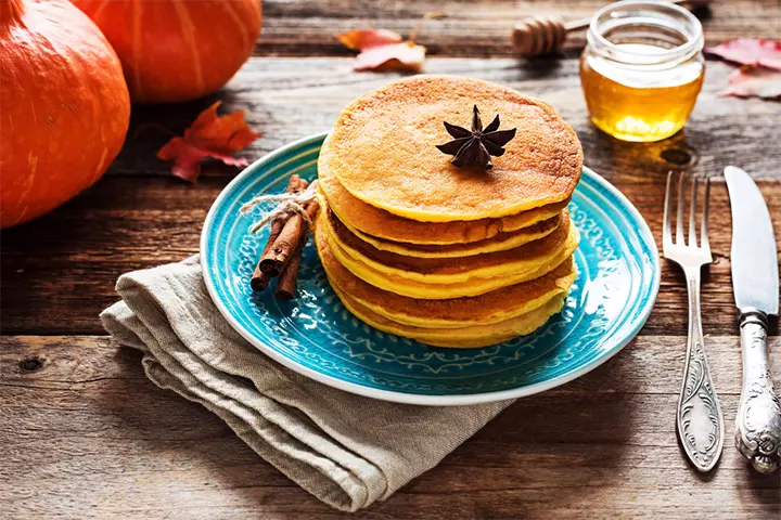 Pumpkin pancakes for babies