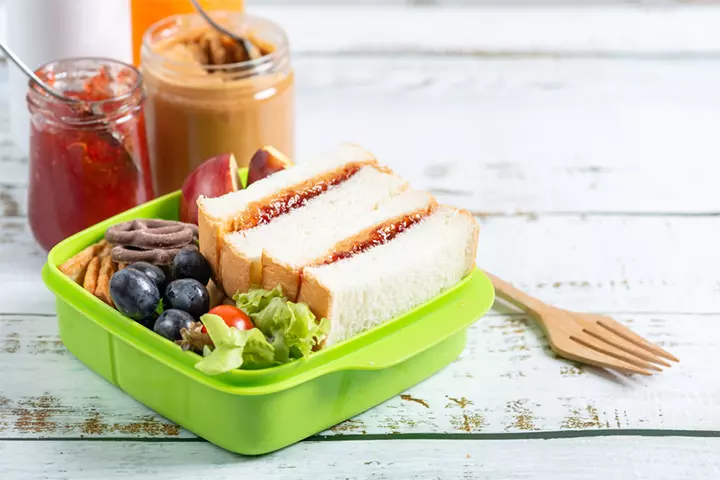 Apricot jam and bread school lunch idea for kids