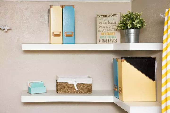 Floating shelves for bedroom decor ideas for couples