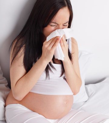 Fever and upper respiratory symptoms may indicate flu in pregnancy.