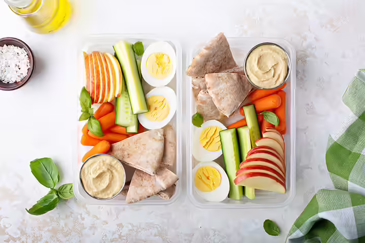 Hummus with pita bread school lunch idea for kids Hummus with pita bread school lunch idea for kids
