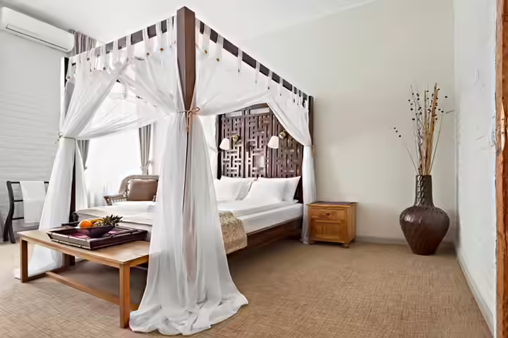 Canopy bedroom decor ideas for couples Canopy bedroom decor ideas for couples