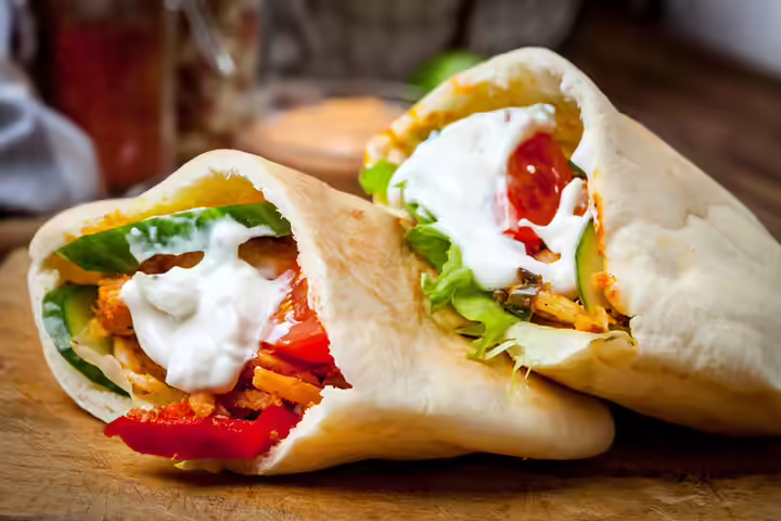 Pita pockets with buttermilk school lunch idea for kids Pita pockets with buttermilk school lunch idea for kids