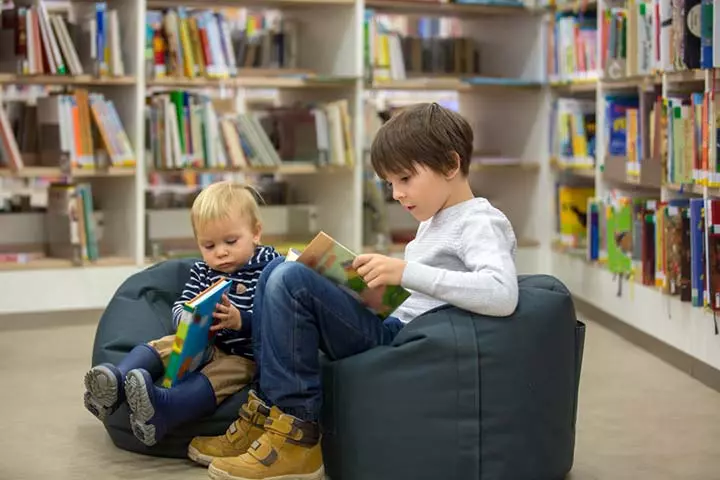 Reading nook, Playroom ideas for toddlers