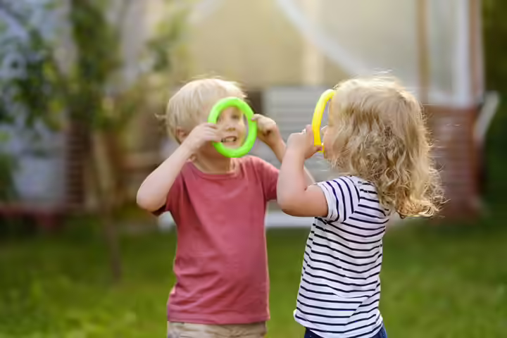 Ring Toss With Witch Hats