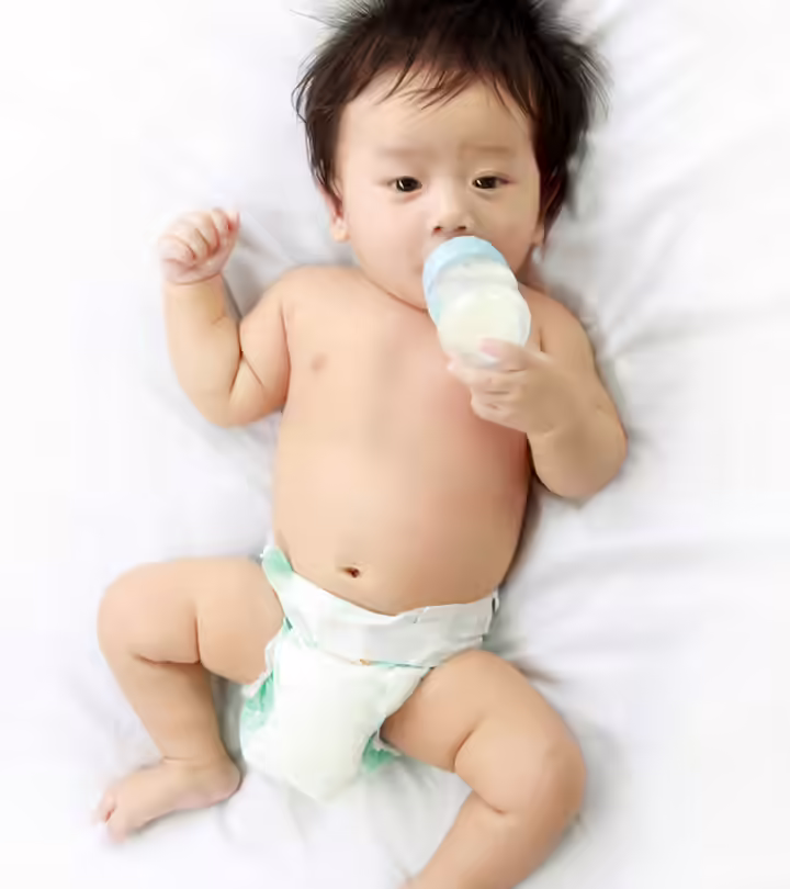 When To Stop Bottle Feeding In Hindi