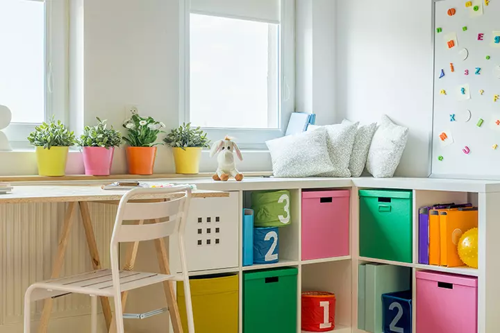 Art desk storage idea for kids