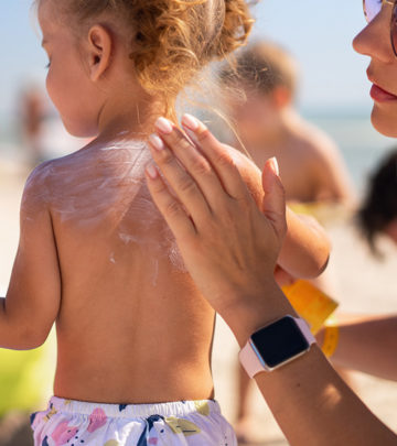 Babies And Sunscreen Right Age To Apply, Safety Measures And Tips