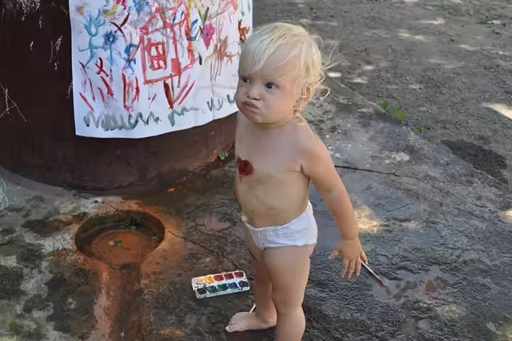 Dot mural painting ideas for toddlers