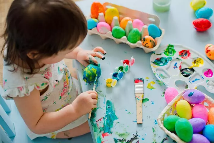 Egg shells painting ideas for toddlers