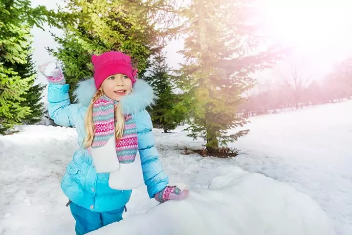 Snowball tossing, snow activity for preschoolers