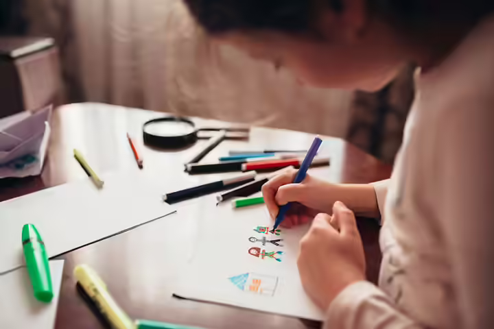 Sketching scavenger hunt for toddlers Sketching scavenger hunt for toddlers