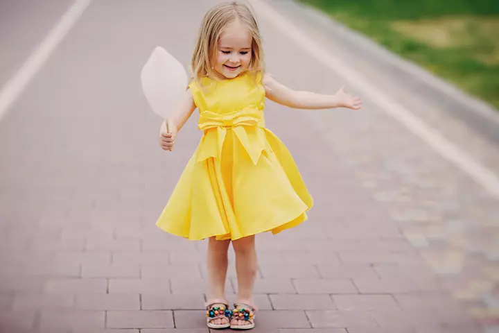 Dress Your Kids In Bright Colors Outdoors