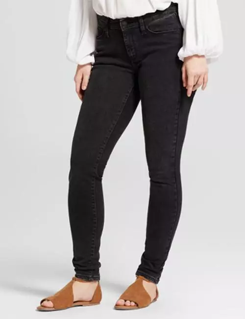 Best Comfortable Jeans For Curvy Women - Mid-rise Black Jeans For Petite Curvy Women