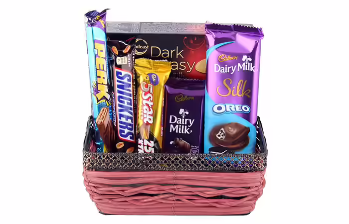 50+ Birthday Gifts for Girls in Hindi