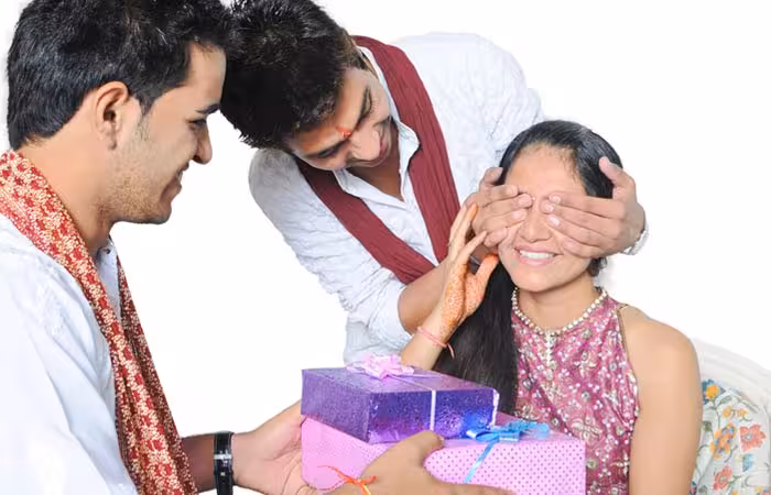 50 Quotes on Brother and Sister Relationship In Hindi