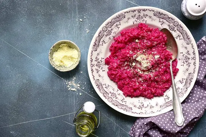 Apple and beet porridge