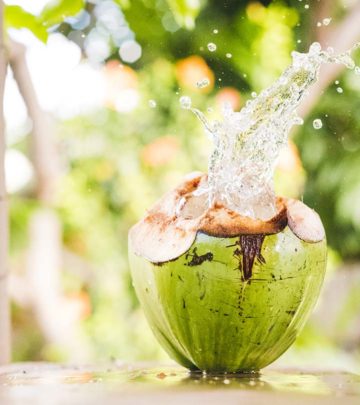 त्वचा के लिए नारियल पानी के फायदे – Benefits Of Coconut Water for Skin in Hindi_image