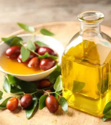 बालों के लिए जोजोबा ऑयल के फायदे और उपयोग – Benefits of Jojoba Oil For Hair in Hindi_image